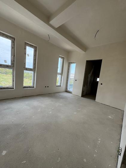 Triplex 112 mp utili, teren 180mp, ansamblu privat, Floresti - 11