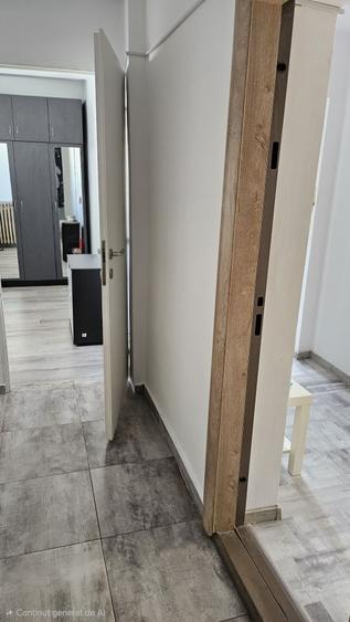 Apartament cu 3 camere semidecomandat în Lujerului