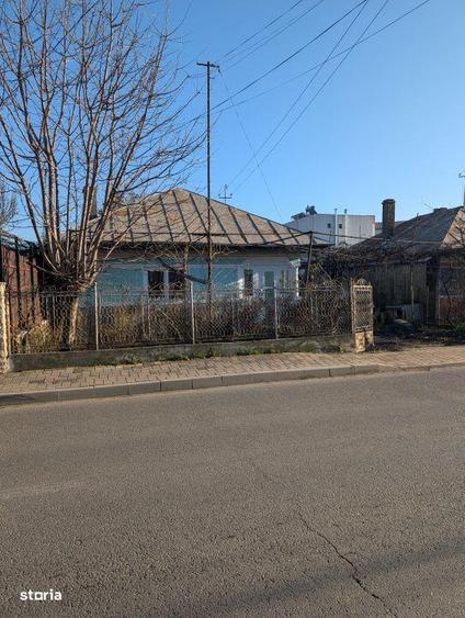 Casa + teren, Zona Mioritei - Bacau - 1