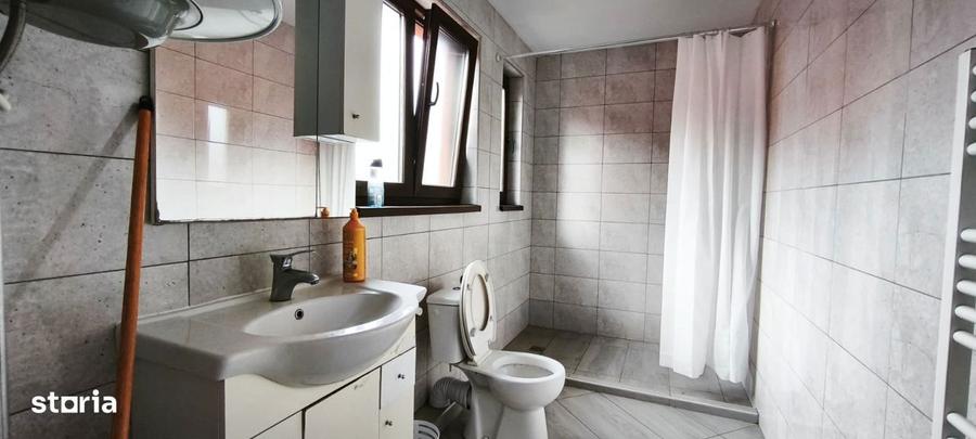 De inchiriat casa cu 6 camere in Cristesti - 7