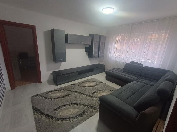Apartament 3 Camere | Zona George Enescu Curcubeu (Liceul Sportiv) - 2