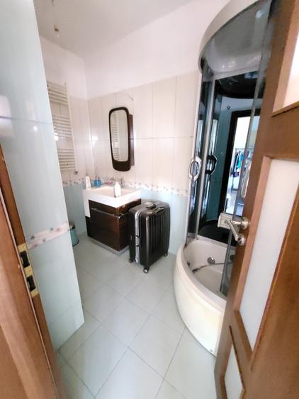 Vanzare  apartament 4 camere bucuresti noi damaroaia - 8