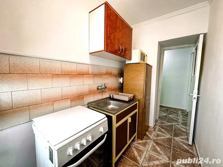 Inchiriez apartament - 3