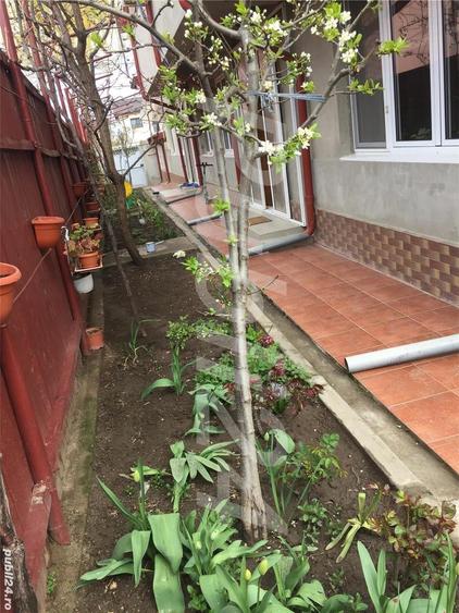 Casă cu 5 camere cu Teren 300 Mp în Central
