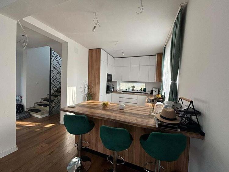 Livezeni - Vanzare casa 4 camere - Str. Padurii - 1