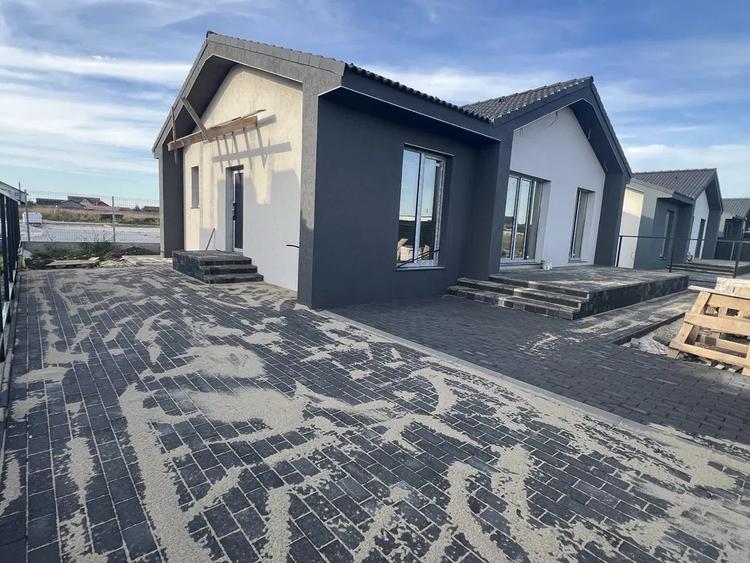 Casă finalizată cu 4 camere! - 2