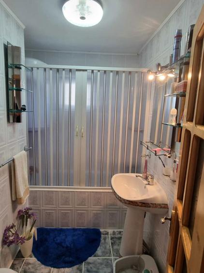 Apartament de vanzare - 3