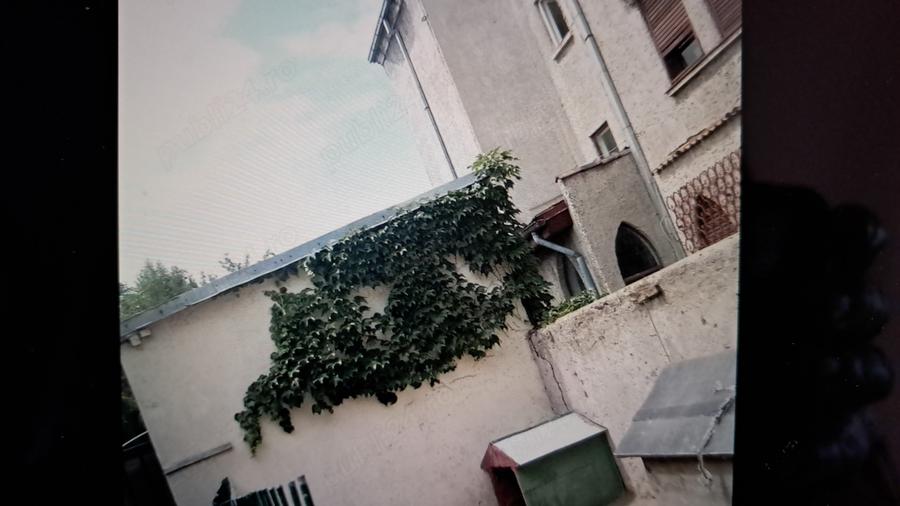 VANZARE CASA FOISORUL DE FOC - 1