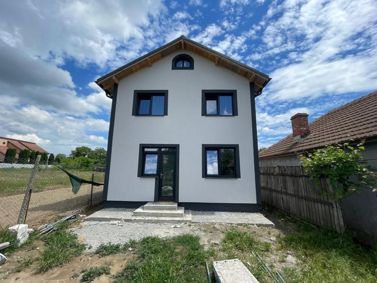 Casa semifinisata P+1 cu 643mp de teren in Bariera Valcii - 3