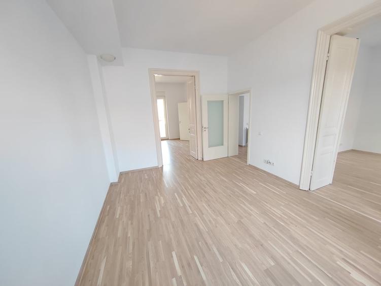 Floreasca vila 7 camere renovata - 3