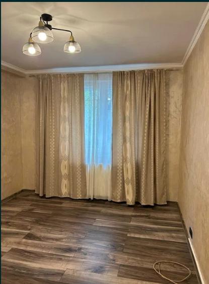 Dristor,METROU,PARC,Fizicienilor,Blc 1984,Parter/8,CENTRALA PROPRIE,2 BAI,Spatio - 5