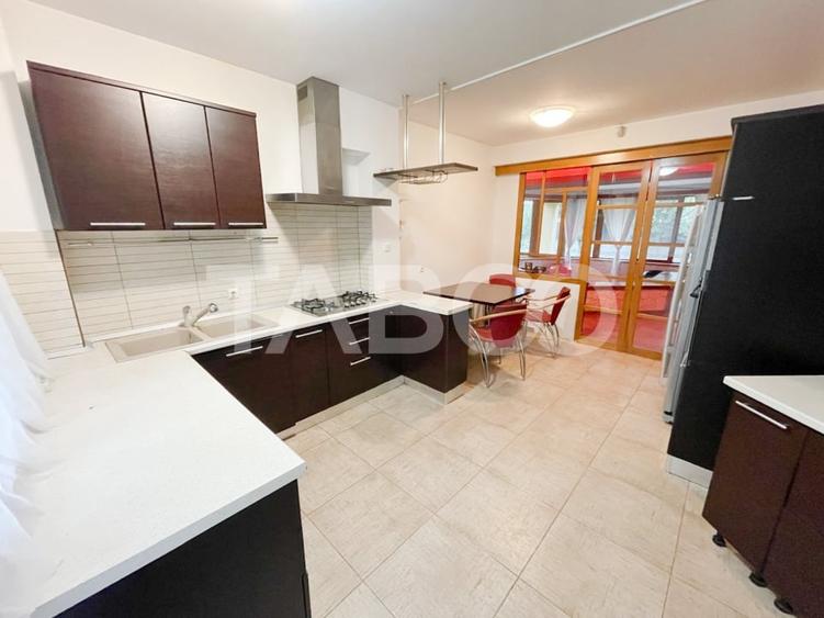 De vanzare casa individuala cu teren de 1012 mp situata Gheorgheni - 4