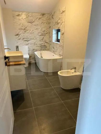 Casa cu 3 dormitoare, 2 bai, toate utilitatile, zona Selgros - 19