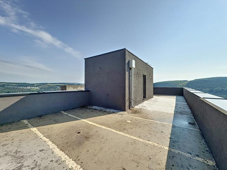 Casă cuplată -  5 camere, 3 bai, 195 mp, 2 parcari, aproape de Vivo! - 20