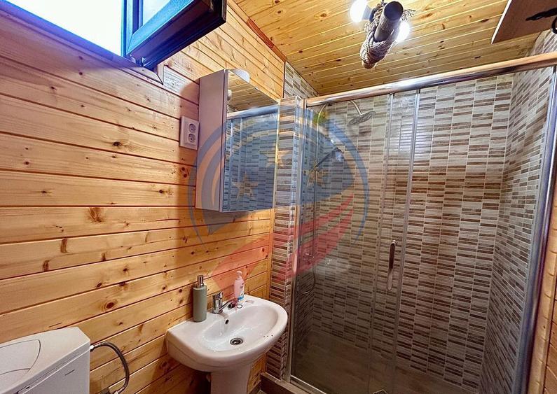 Pensiune in Dubova de vanzare - 28