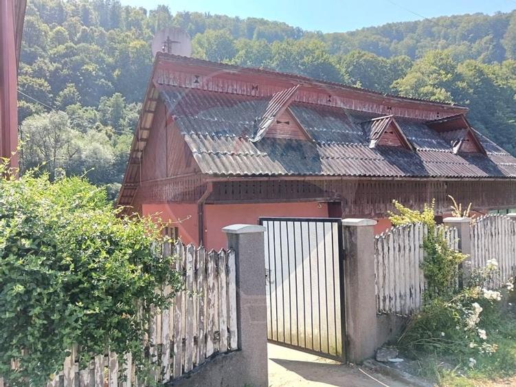 Casă / Vilă cu 7 camere de vânzare - 11