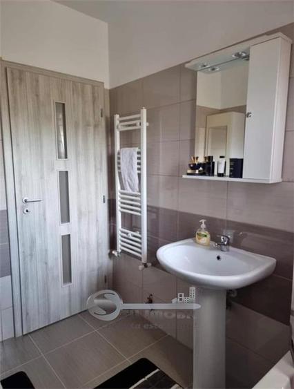 Apartament 1 cameră, mobilat modern - Vișani - 320€ - 11