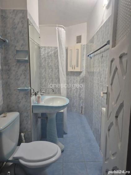 Inchiriez apartament cu 3 camere