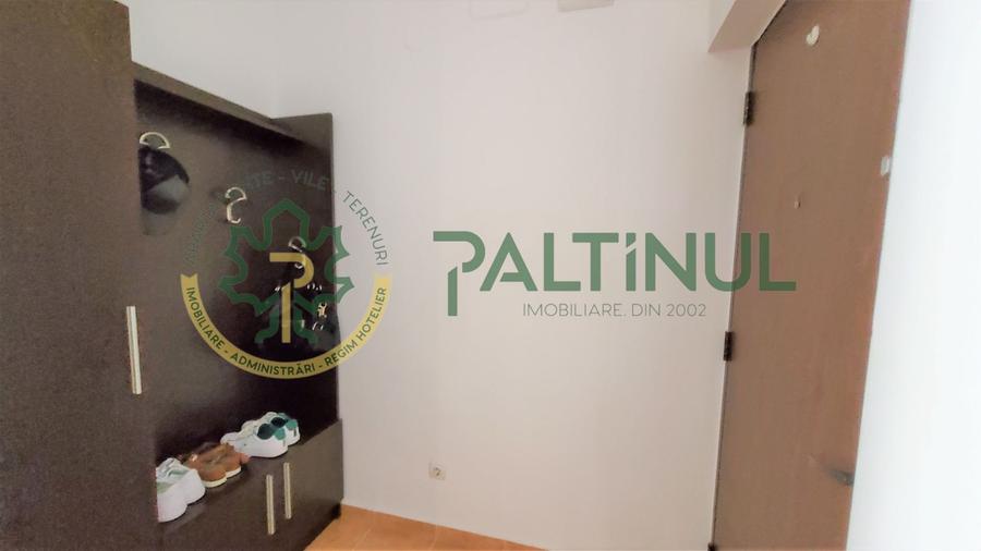 Apartamemt 3 camere et. 2,  balcoane 2, loc parcare 2 pe  Brana - 10