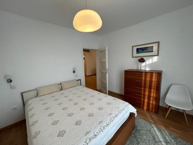 Apartament Lux 3 camere de vânzare | 74 mp utili | Pța Universității - 8