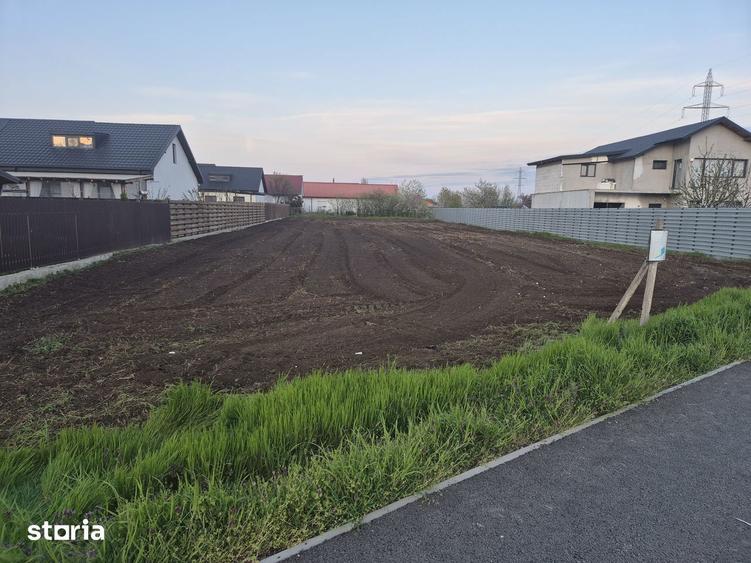 Vand teren-750 mp/ intravilan- Com.Vanatori, toate utilitatile - 3