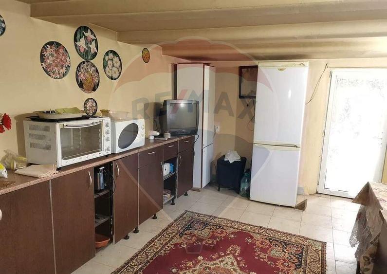 Casa traditionala De Vanzare cu 5 Hectare de teren - 21