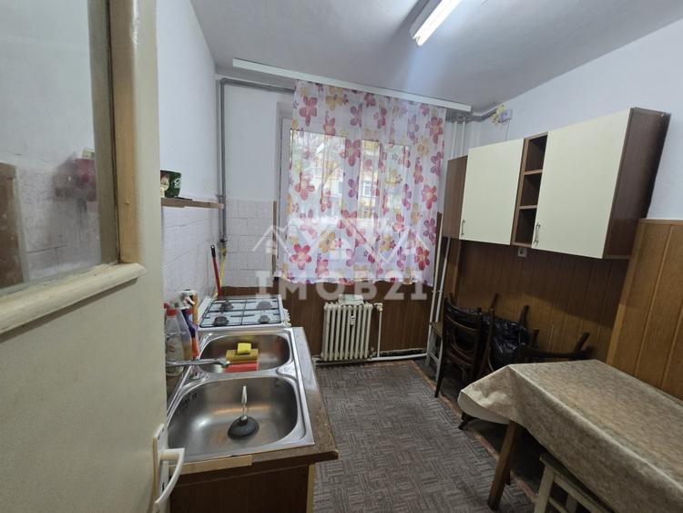 Vanzare apartament 3 camere in zona de Nord-CINA - 13