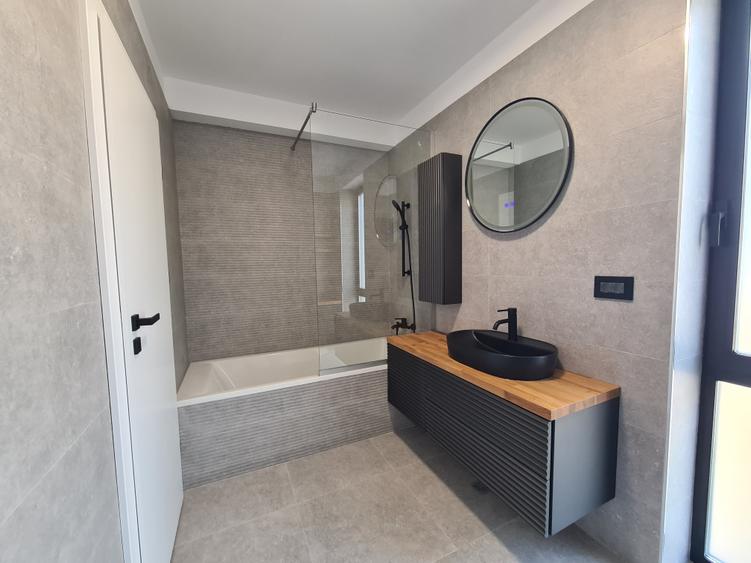 OMNIA-Poprietăti alese! Prestigios, elegant, nord. Standard ridicat de locuire. - 32