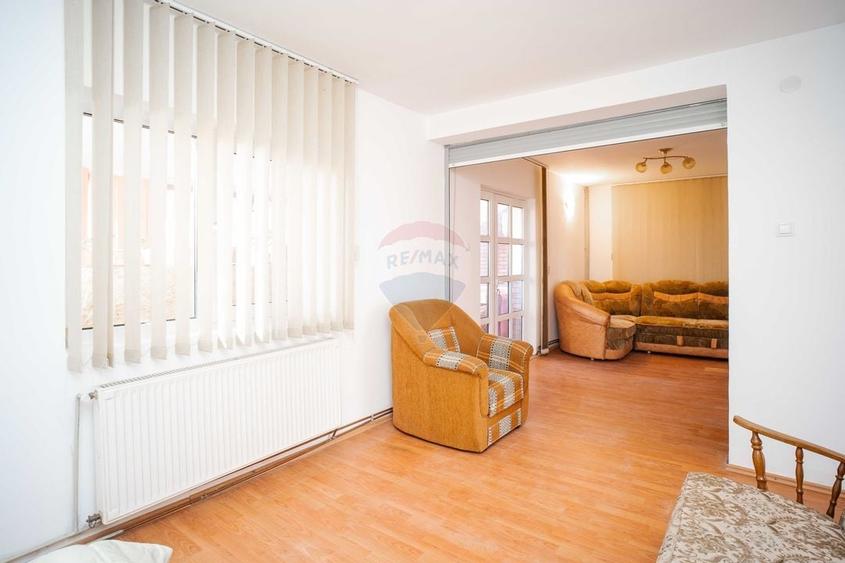 Casă / Vilă de vânzare 250mp, cu Teren 1560mp - Tomesti, Chicerea DN28 - 5