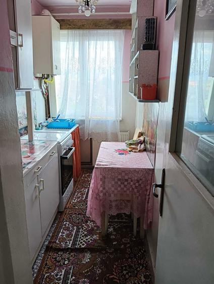 Vand apartament - Caransebes - 50.000 euro/negociabil - 7