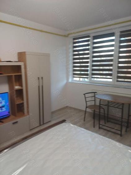 Inchiriez garsoniera - 4