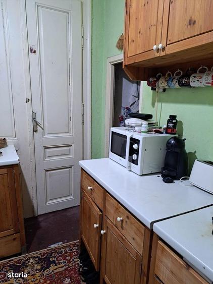 Apartament la casa cu 2 camere, bucatarie, baie, pe str. Primariei - 5