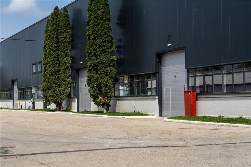 Spatiu Industrial - 2100 mp - Productie - Depozitare - Distributie - 10