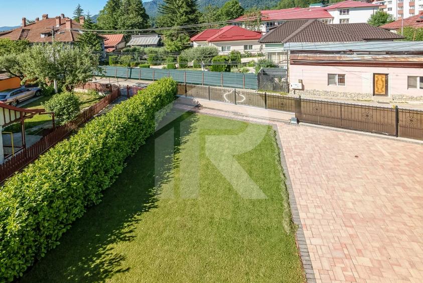 Vila de vanzare in Busteni – 8 dormitoare, vedere directa spre Crucea Caraiman! - 3