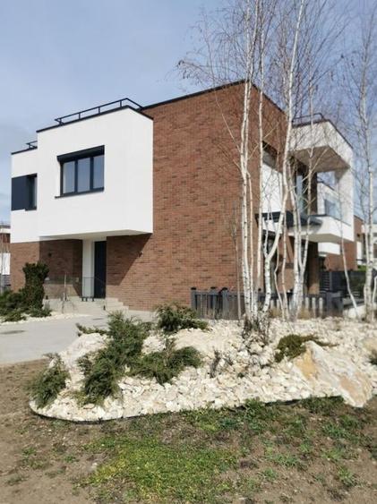 Proprietate exclusivista pe lacul Snagov 510000 euro / Chirie 2500 eu/luna - 4