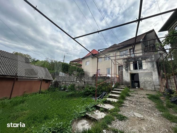 Casă cu 6 camere cu Teren 800 Mp în Ultracentral