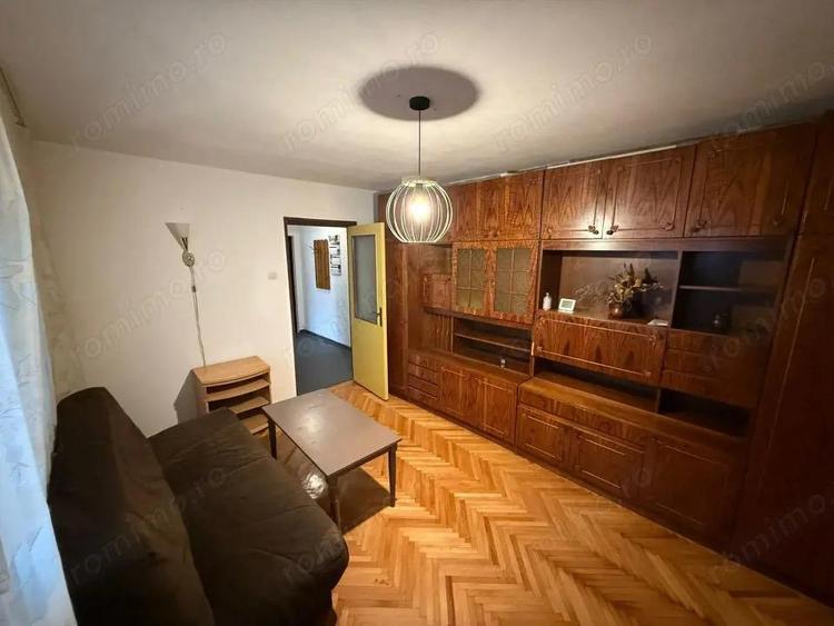 Apartament 2 camere, etaj 1, balcon, baie cu geam zona excelenta Sasar - 11