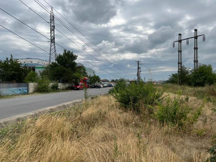 Pantelimon -Lebada- str.Olanesti(spre fabrica de Paine), 5000 mp. - 5