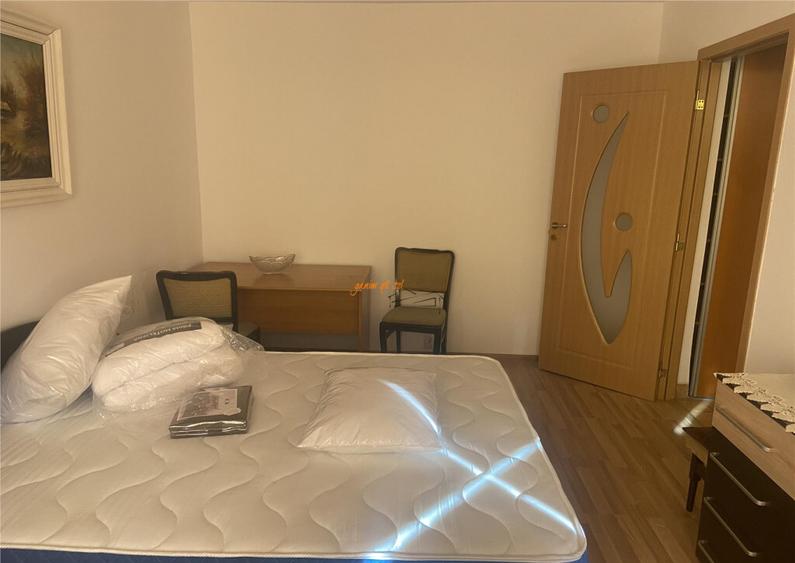 Garsoniera , zona B-dul Independentei , et 2 , 32 mp , decom - 13