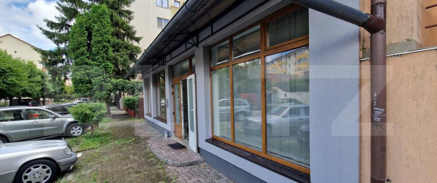 Spatiu comercial de vanzare, 181 mp, in partea de jos a oras - 2
