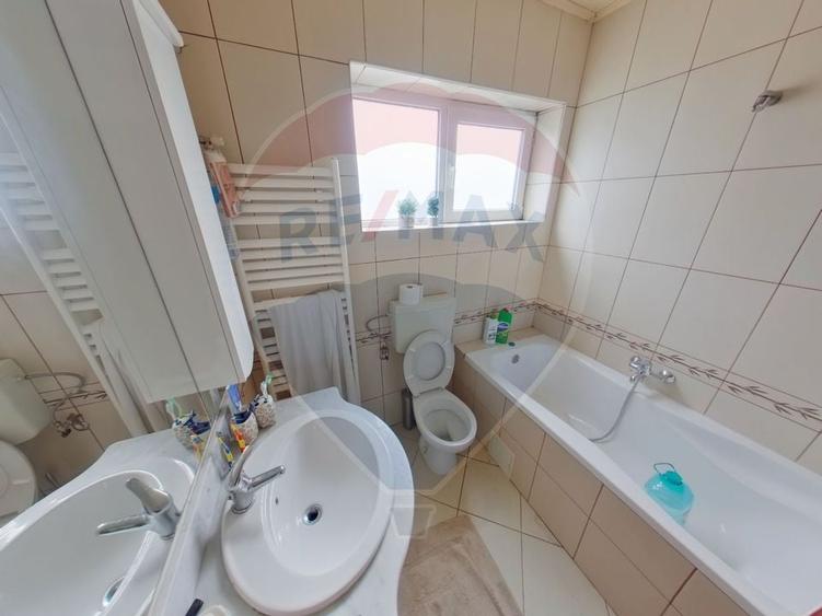 Vilă Impunătoare cu Potențial Investițional – Zona Grădina Morii - 7