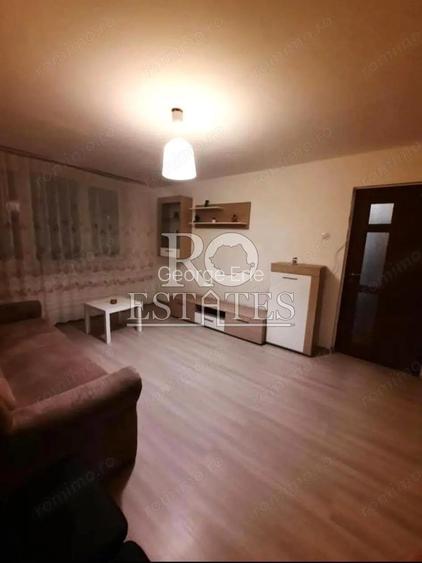 Apartament 3 camere vanzare Bucuresti Antiaeriana etaj 4 cu boxa Apartament 3 camere vanzare Bucuresti Antiaeriana etaj 4 cu boxa