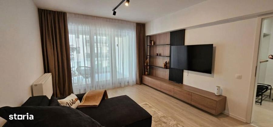 Apartament cu 2 camere modern, parcare, de inchiriat Qualis 2 Coresi - 1
