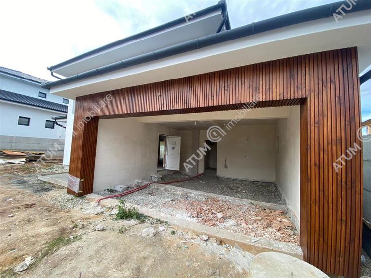 Casa cu 4 camere si garaj in Sibiu zona Vasile Aaron - 1