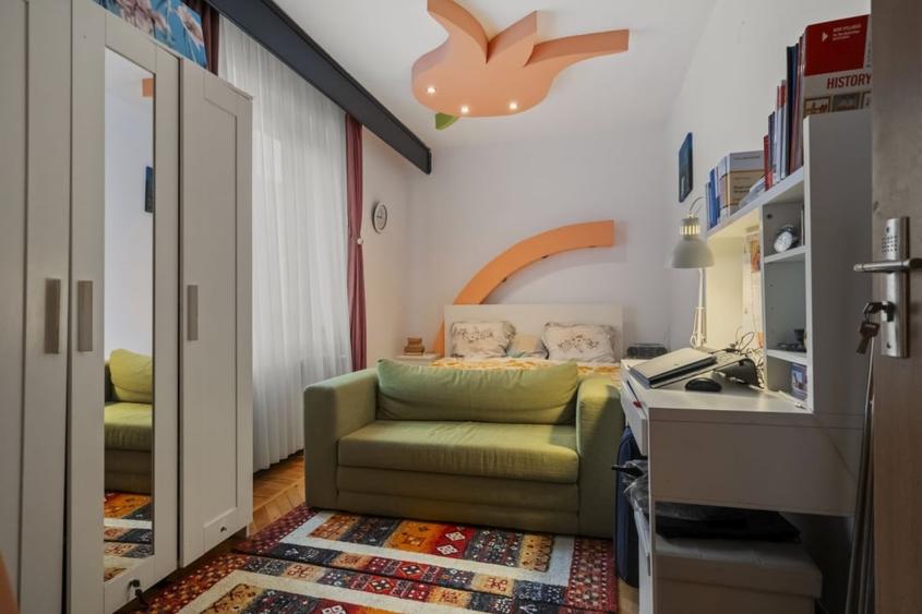 Apartament 3 camere Pta Romana, vedere spre parcul din spate, spatios decomandat - 9