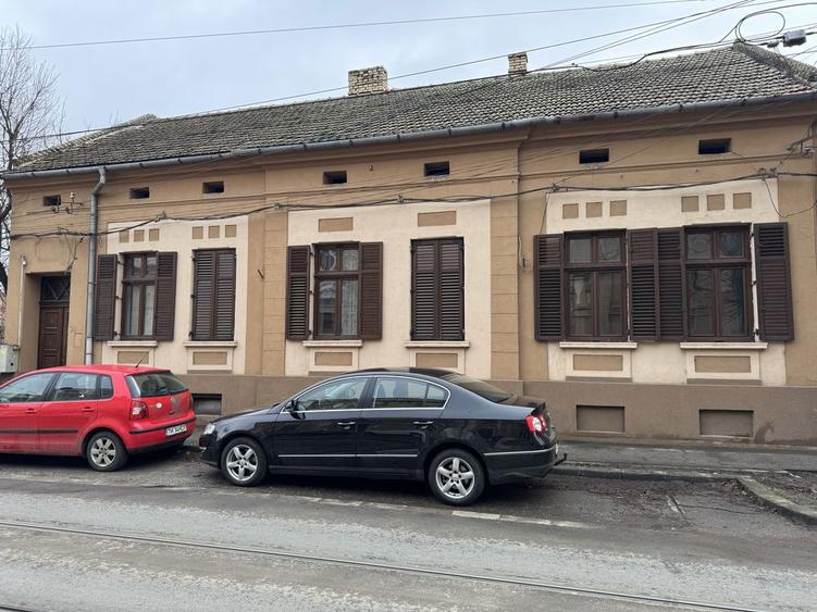 Spatiu de inchiriat zona Balcescu - 1