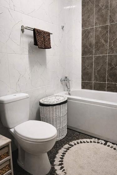 De inchiriat apartament 2 camere in statiunea Mamaia zona Vega, Butoaie, cu vedere bilaterala la.mare si la lac. - 1