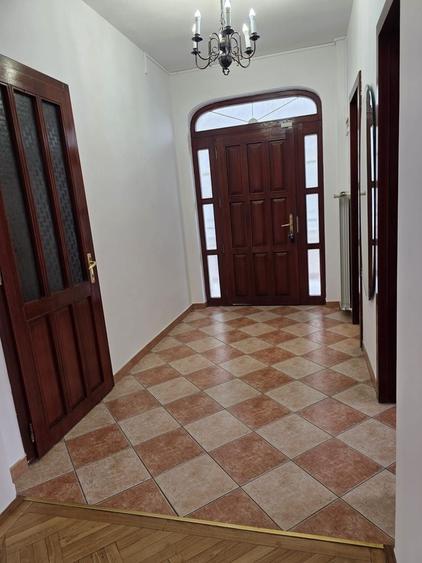 Vila de inchiriat - 7