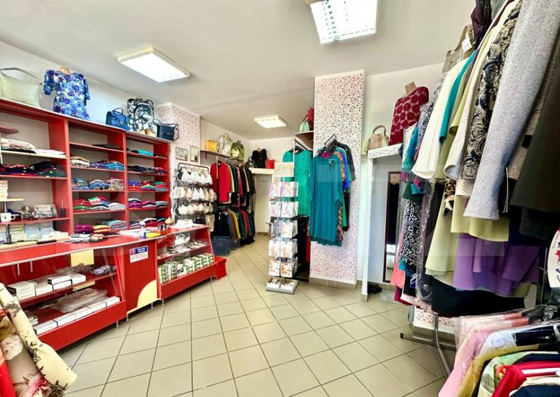 Afacere la cheie-Magazin de imbracaminte dama, b-dul Transil - 3