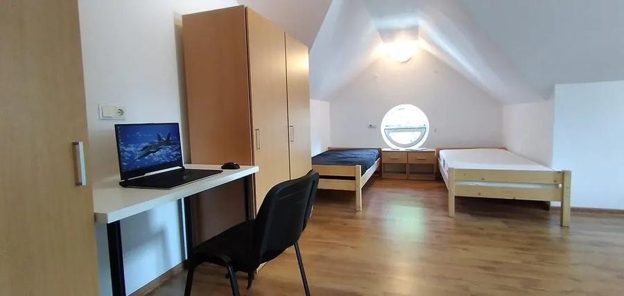 Apartament decomandat în Drumul Carului